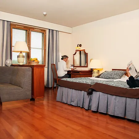 Hotell Vallonia 4*