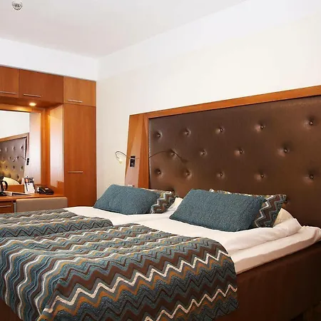 Vallonia Hotel