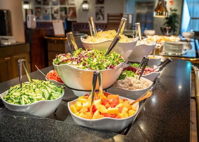 瓦罗尼亚酒店 酒店