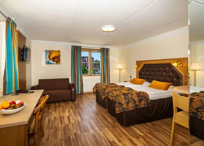 酒店 瓦罗尼亚酒店 4*