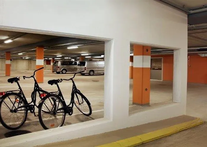 瓦罗尼亚酒店 酒店